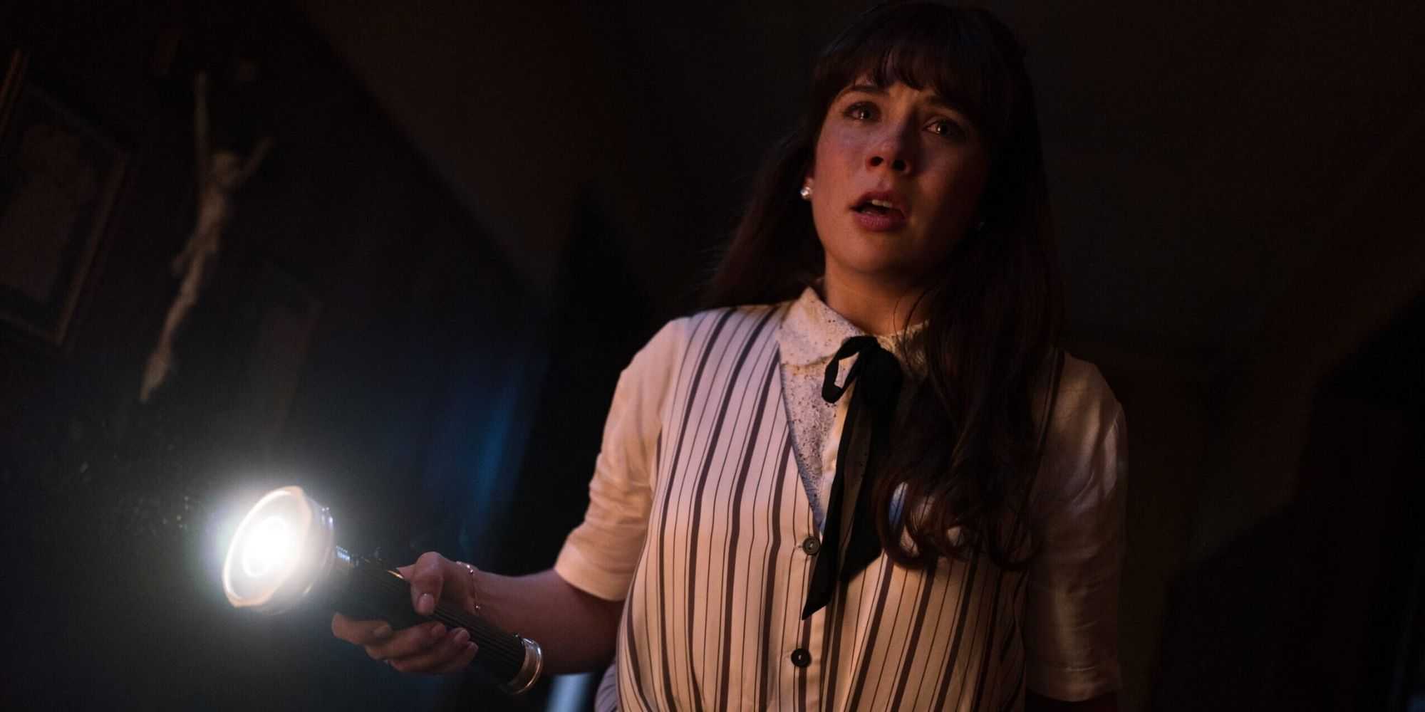 Мия Томлинсон в роли Джуди Уоррен в The Conjuring: Last Rites