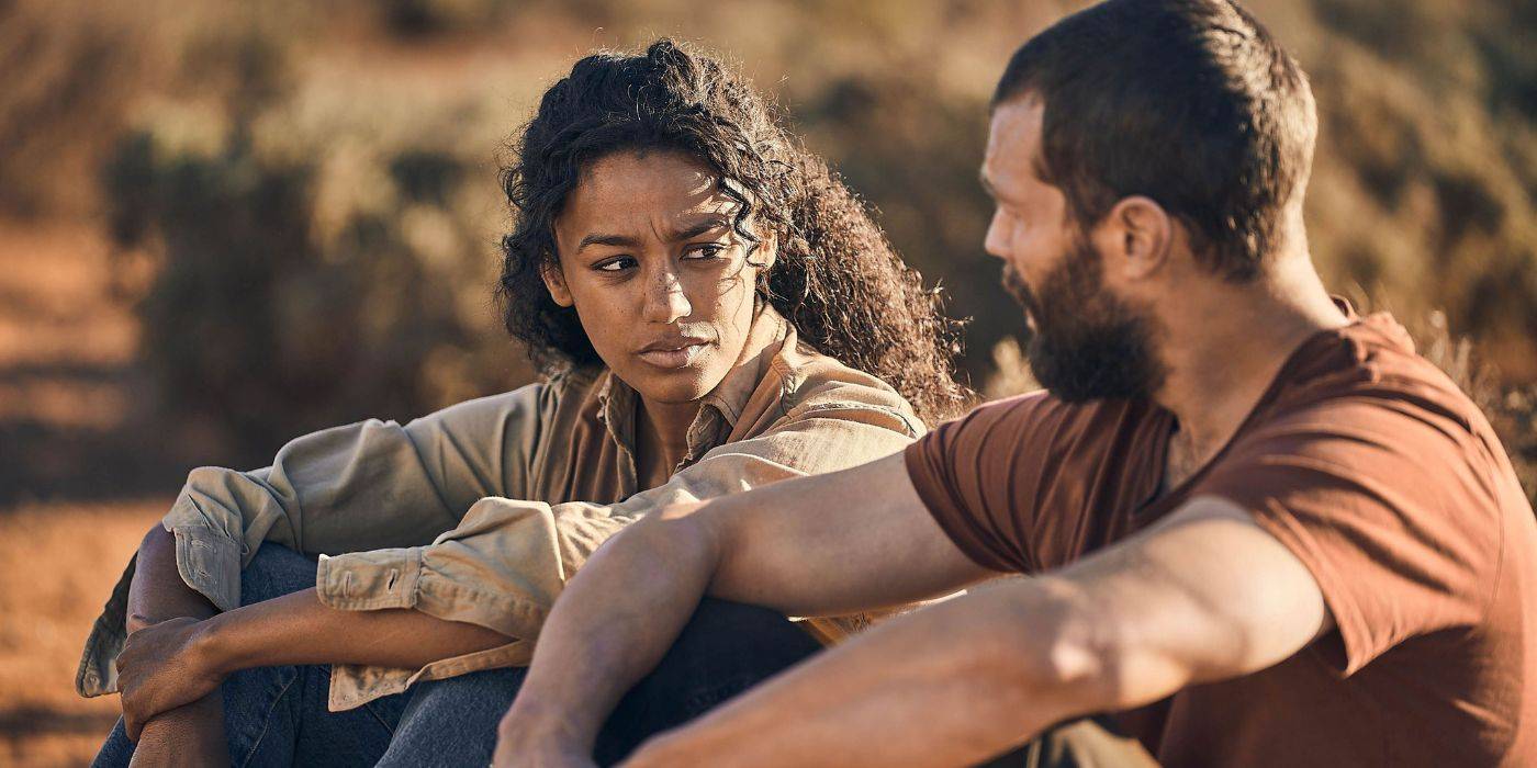 Шолом Брун-Фрэнклин и Джейми Дорнан разговаривают в 1 сезоне сериала "The Tourist"