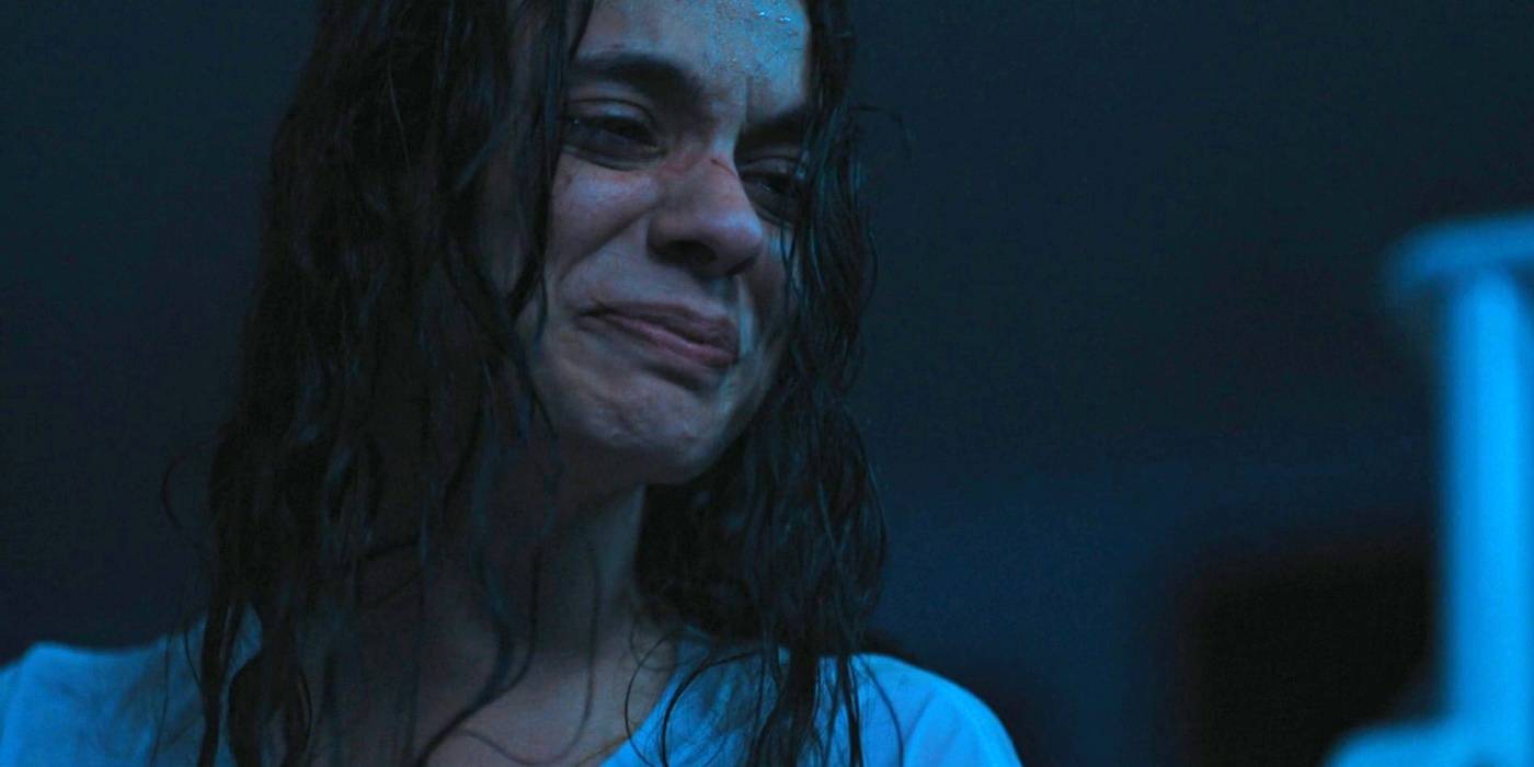 Крус Мануэлос, истекающая кровью и плачущая в "Специальная операция: Львица"