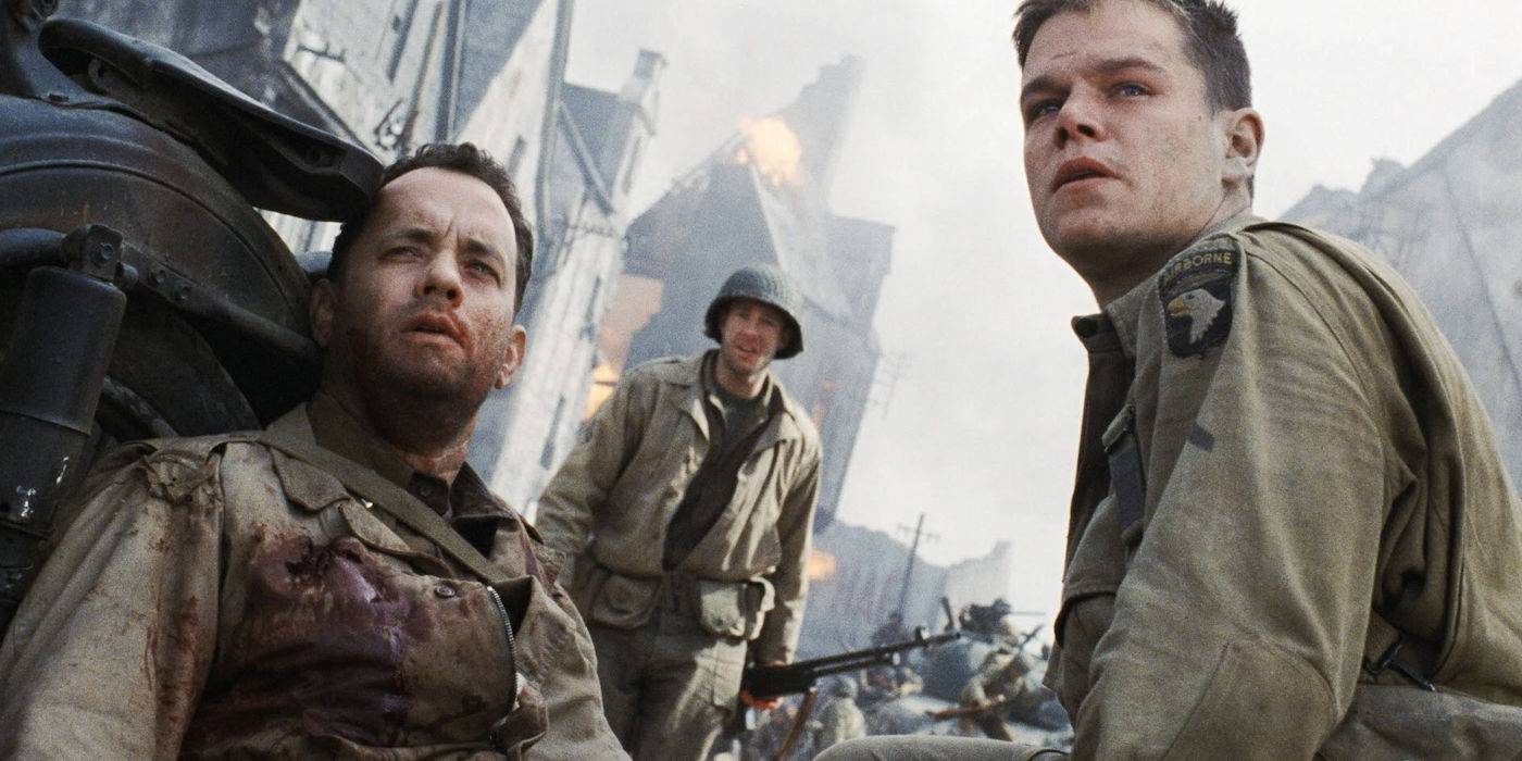 Несколько раненых солдат смотрят в Saving Private Ryan