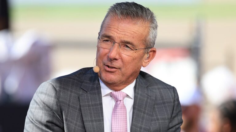 Урбан Майер назвал команду, которая может стать следующим крупным сюрпризом в колледж-футболе – это Rutgers