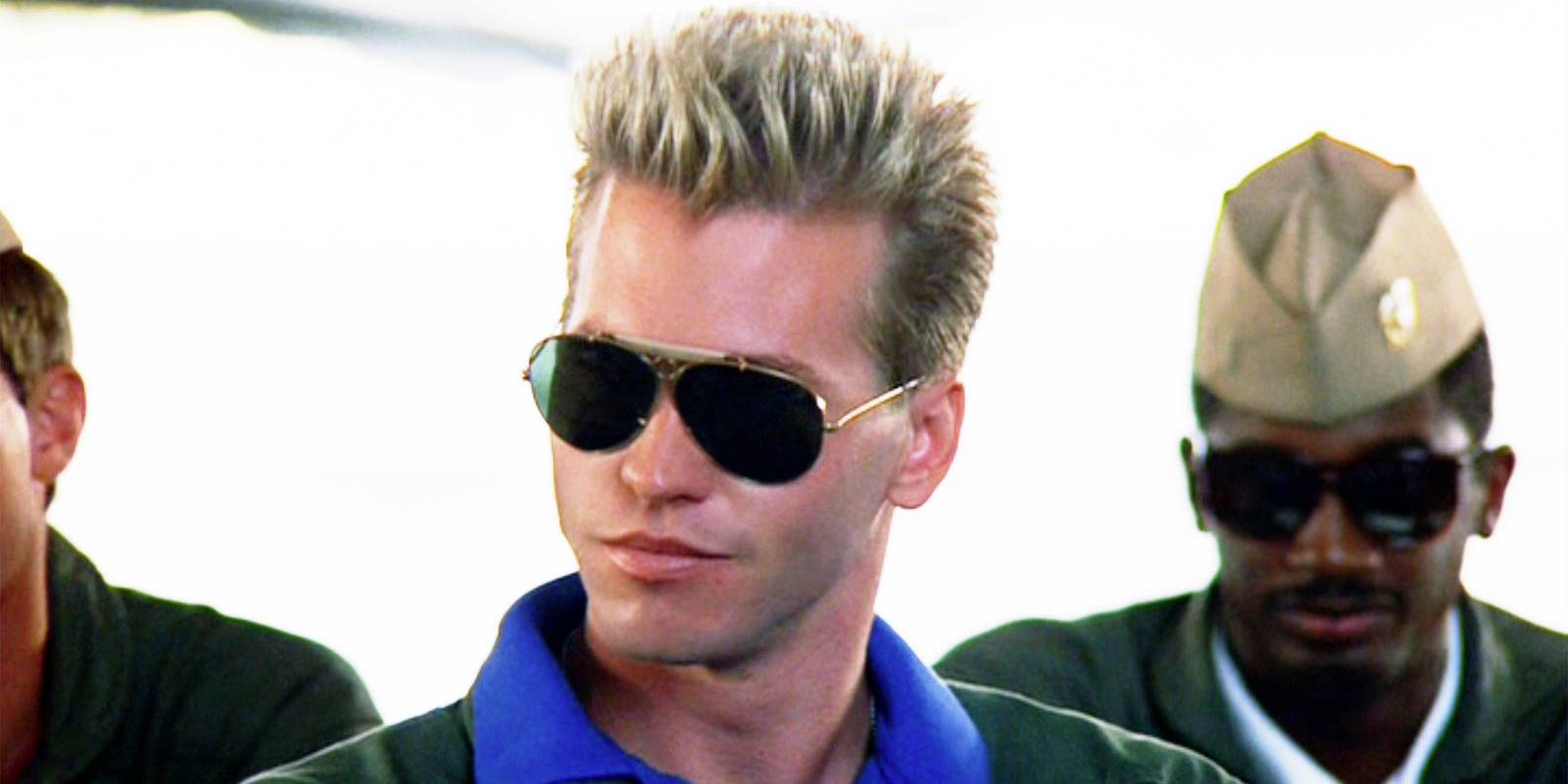 Вал Килмер в Top gun в роли Iceman в классе, носит солнцезащитные очки