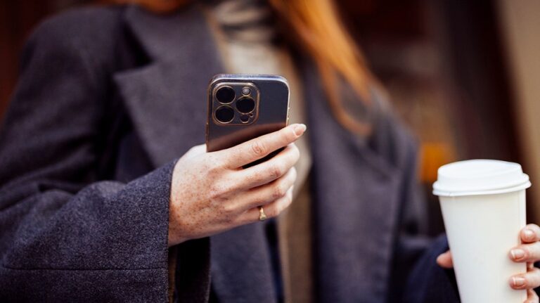 Угрозы для миллионов iPhone: Apple предупреждает о критической уязвимости