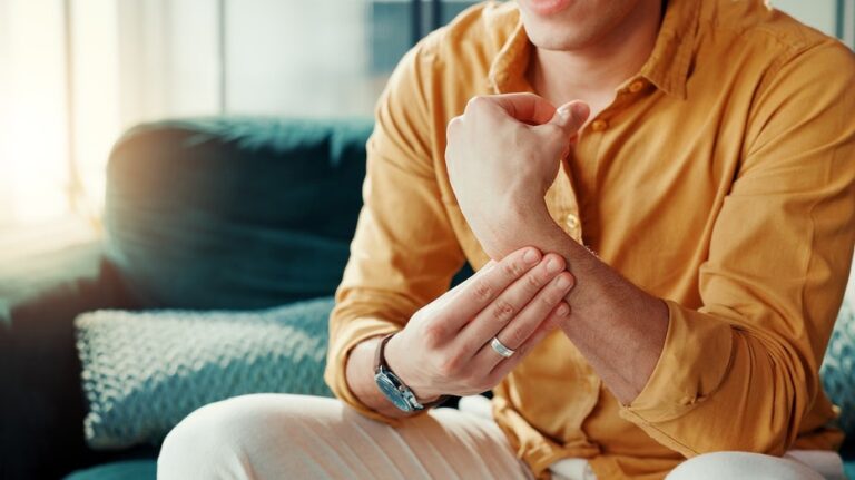 Ученые разработали тест для ранней диагностики болезни Паркинсона за десятилетия до симптомов