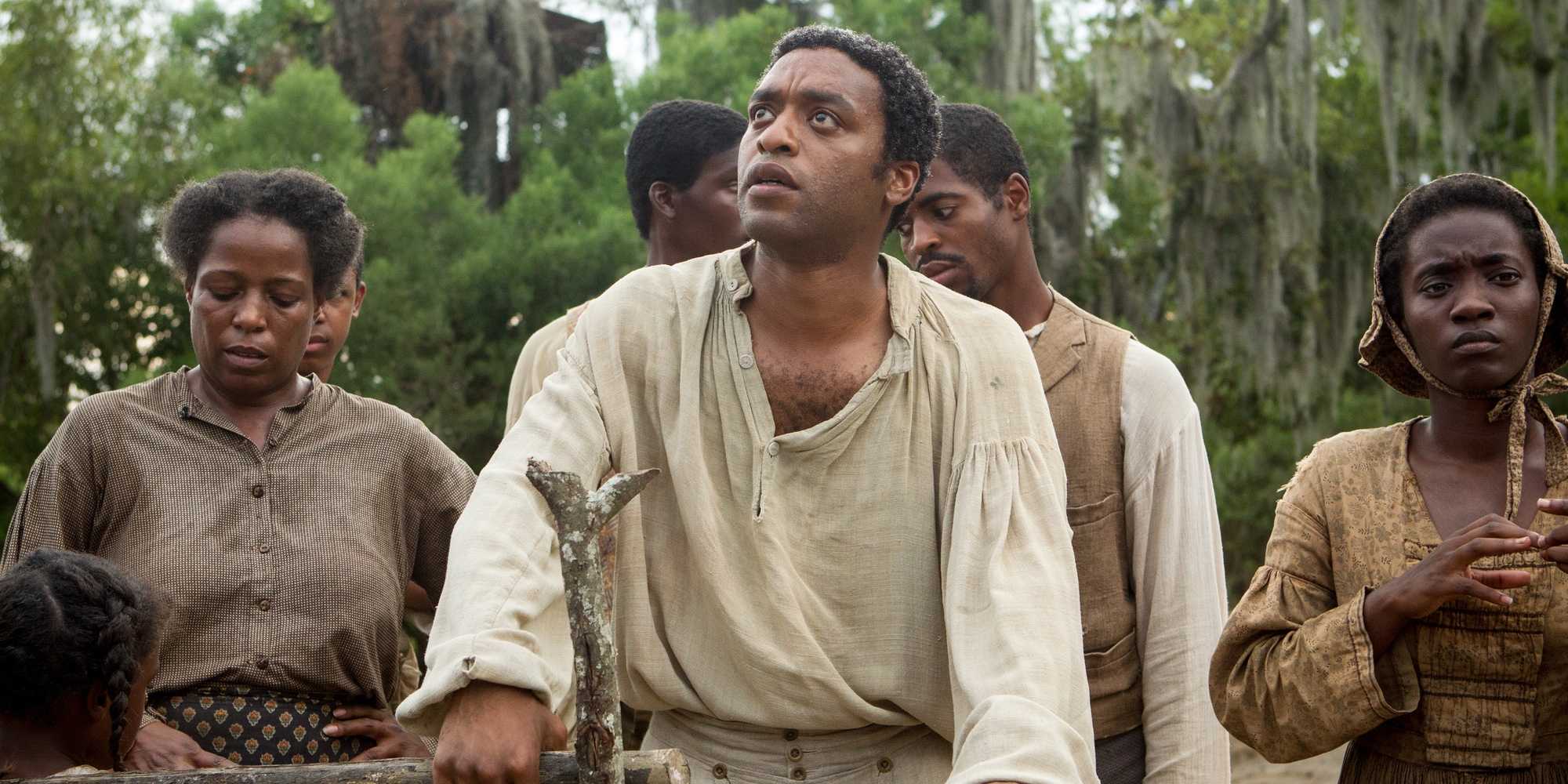 Соломон поднимает глаза в фильме "12 лет рабства"