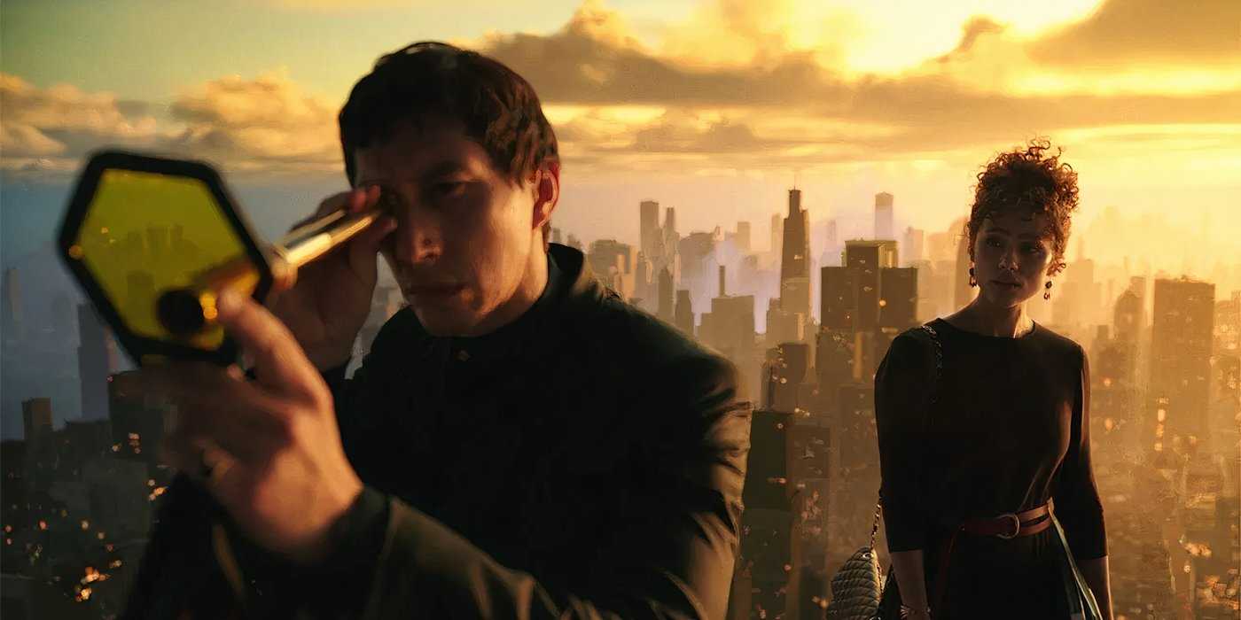 Адам Драйвер смотрит через линзу в кадре из "Мегаполиса"