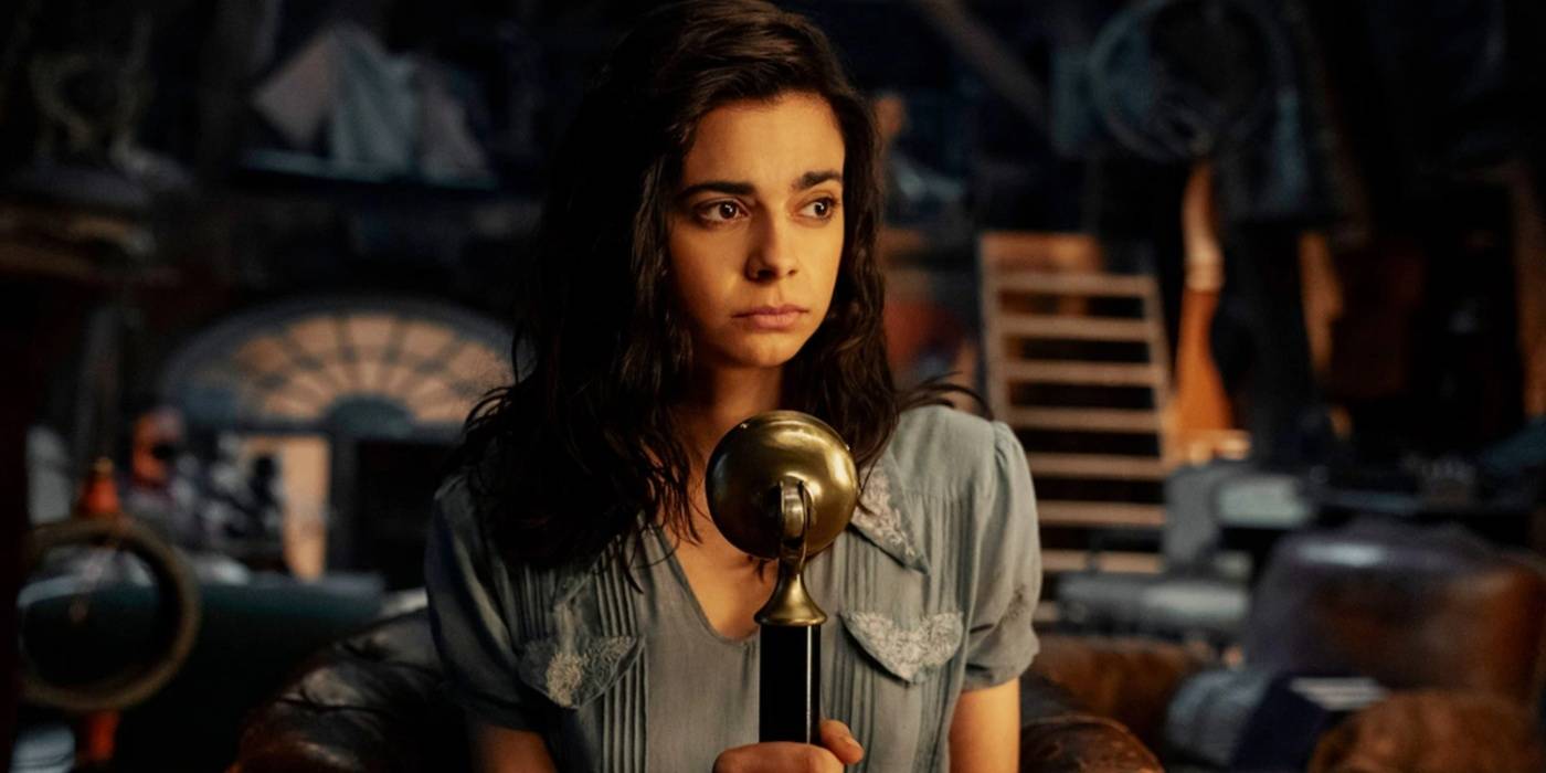 Ария Миа Лобрети в роли Мари-Лор ЛеБлан в "Вся свет, которую мы не можем увидеть"