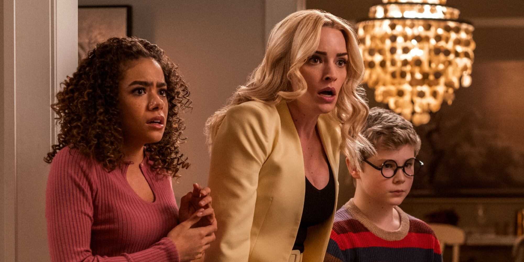 Джини, Джорджия и Остин в шоке в "Джини и Джорджия"