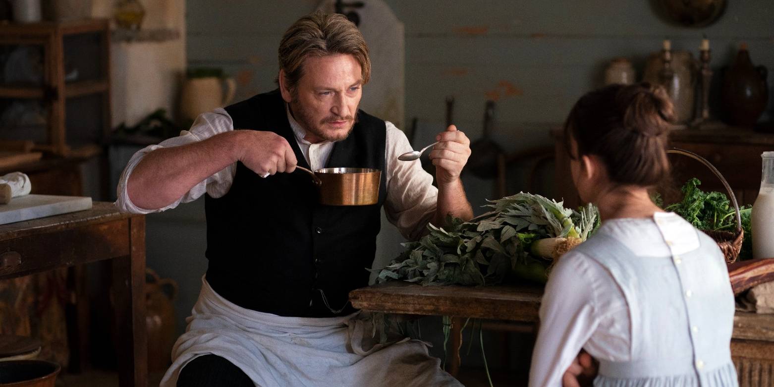 Бенуа Мажимель и Бони Шагно-Равоир обсуждают соус в фильме "Вкус жизни"