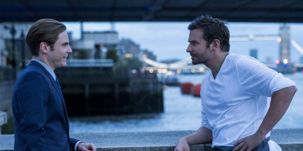 Дэниел Брюль и Брэдли Купер в фильме "Бернты"