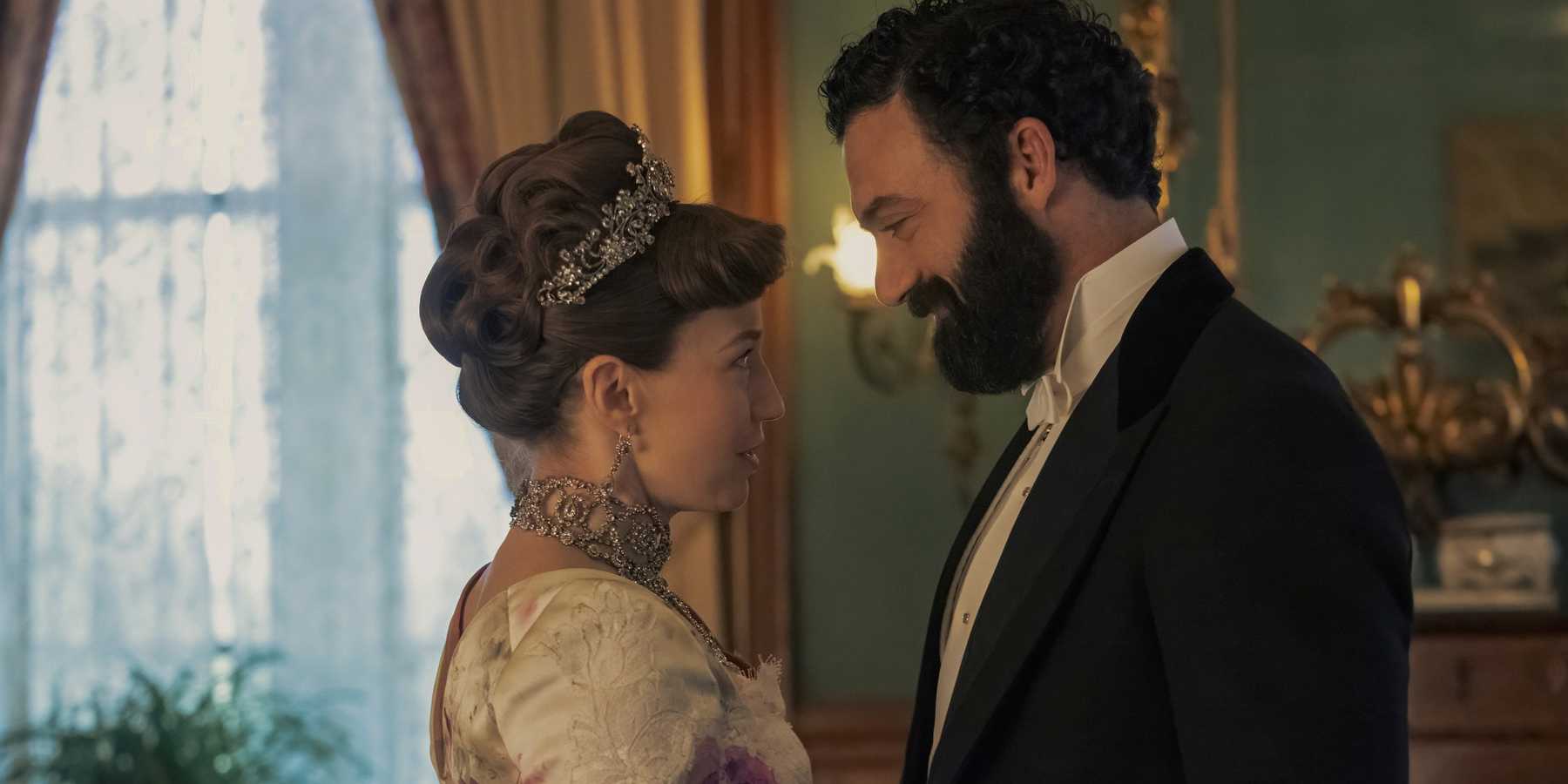 Carrie Coon, Morgan Spector, The Gilded Age 'Close Enough To Touch'