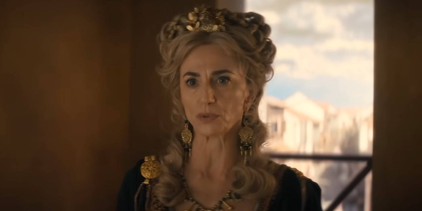 Клаудия Блэк в роли Коссюти в "Spartacus: House of Ashur"