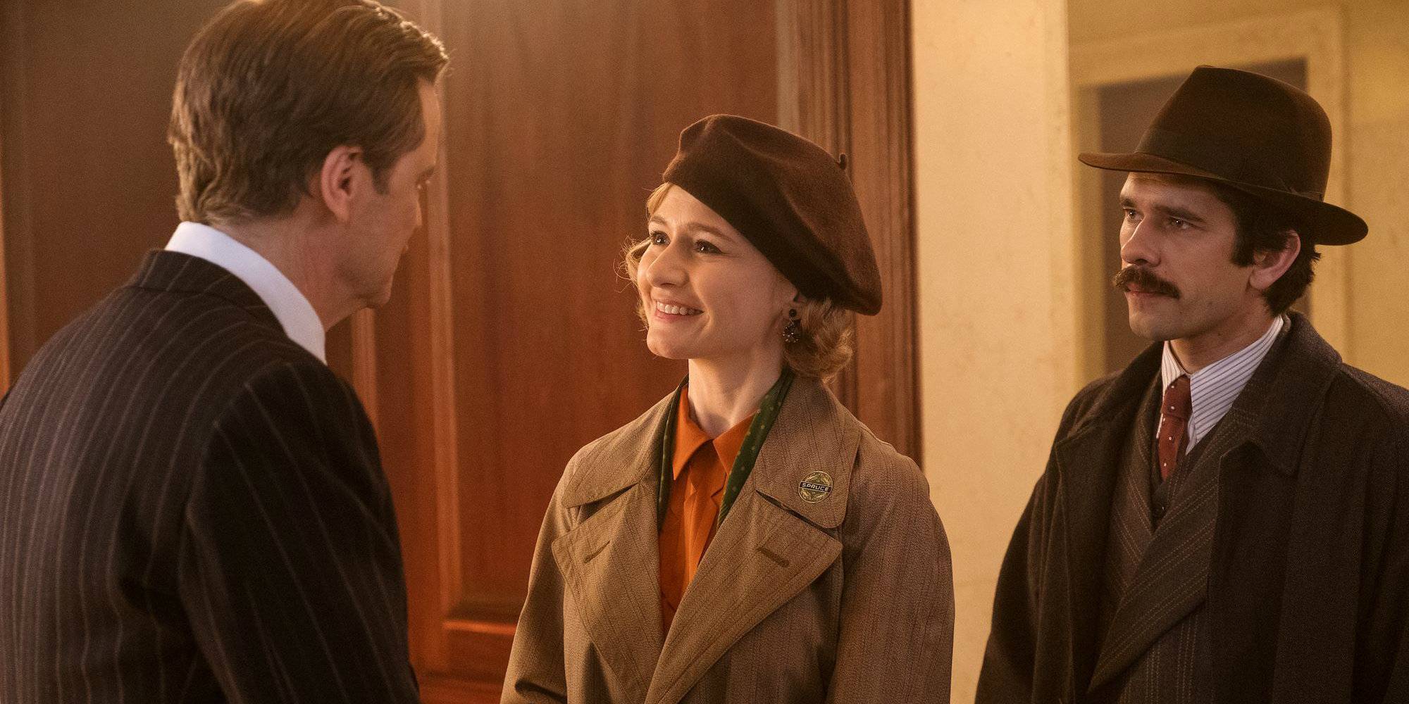 Колин Ферт, Эмили Морт и Бен Уишау в "Mary Poppins Returns"