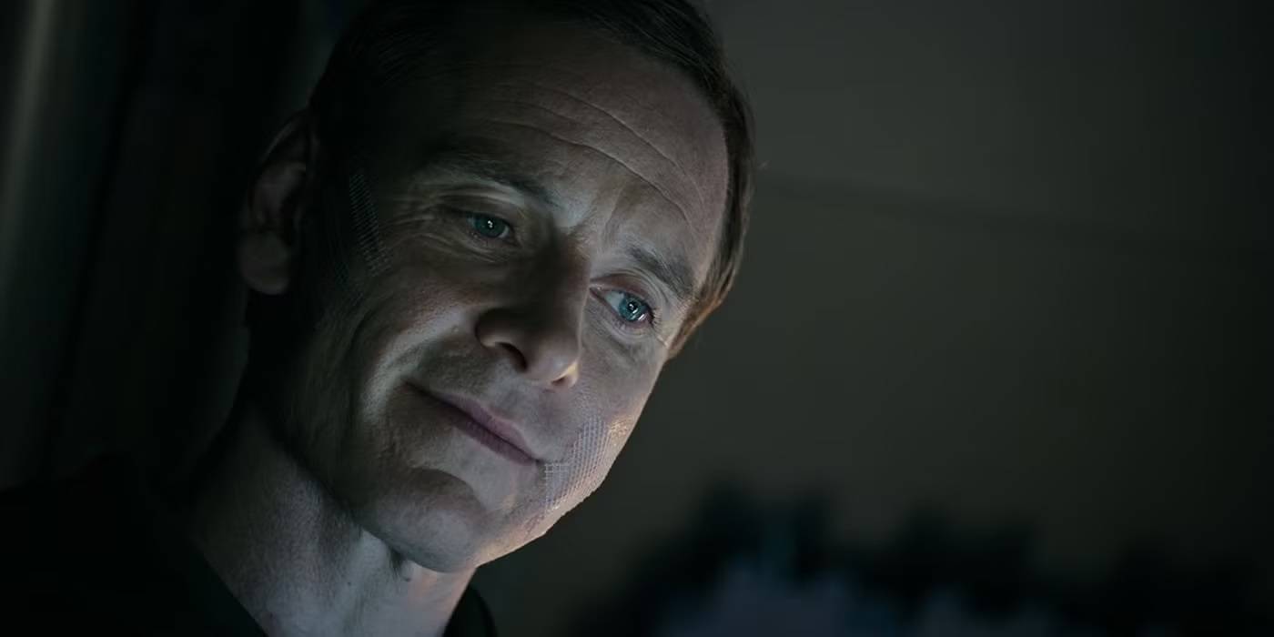 David улыбается в конце Alien Covenant