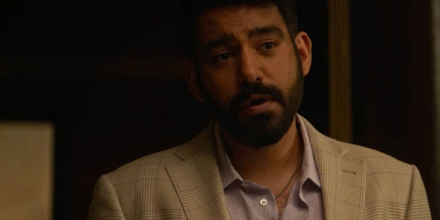 Рахул Кохли в костюме в фильме "Death and Other Details"