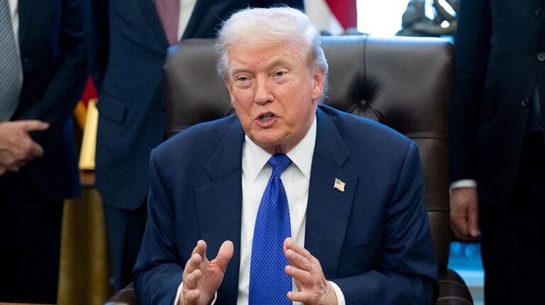 Президент Трамп оправдывает федеральные меры в Миннеаполисе и заявляет о снижении преступности после «массового удаления преступников»