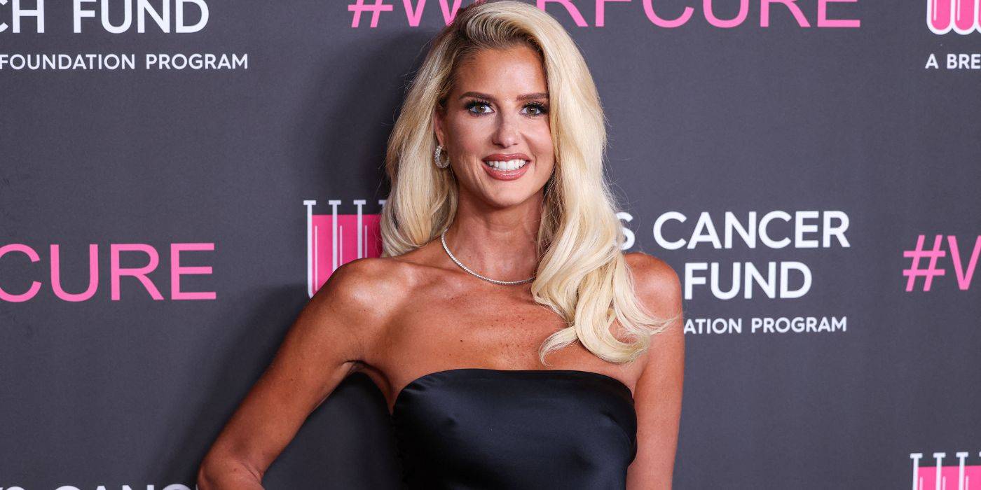 Эмма Хернан из *Selling Sunset* на красной дорожке