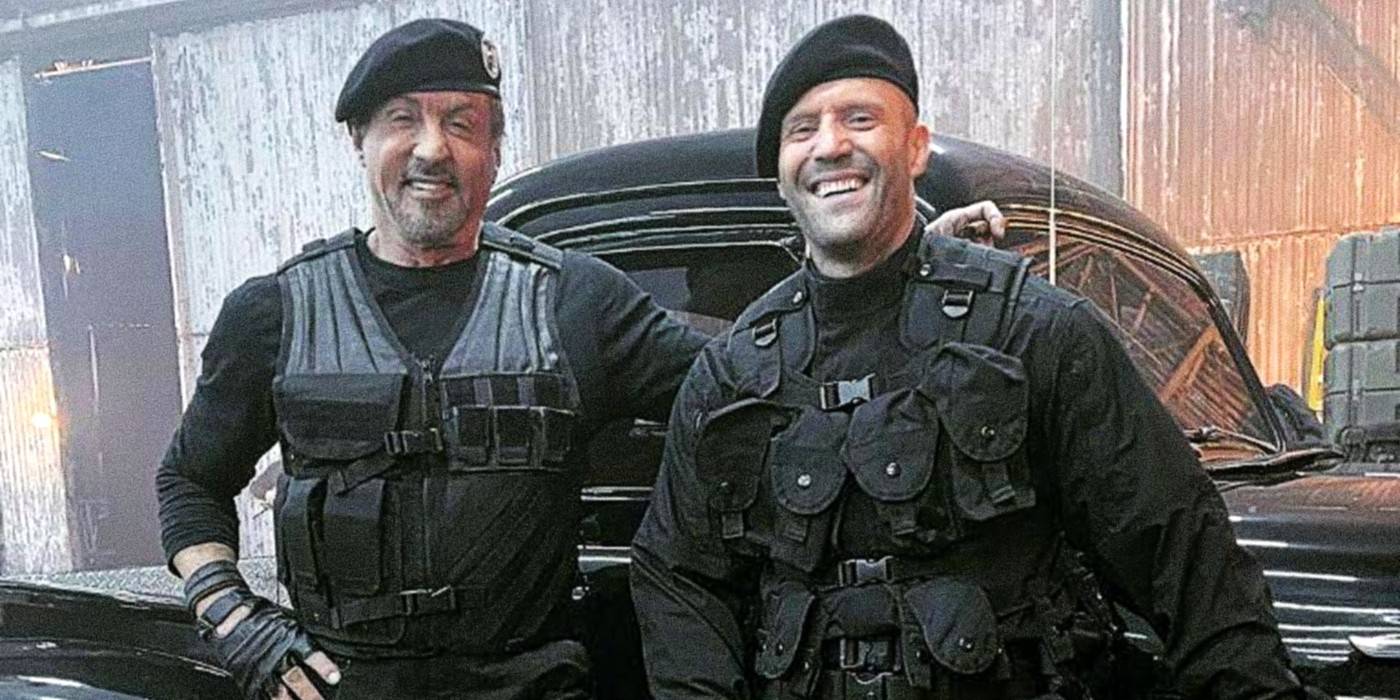 Салваторе Старрон и Джейсон Статхэм улыбаются за кулисами фильма "Expendables 4".