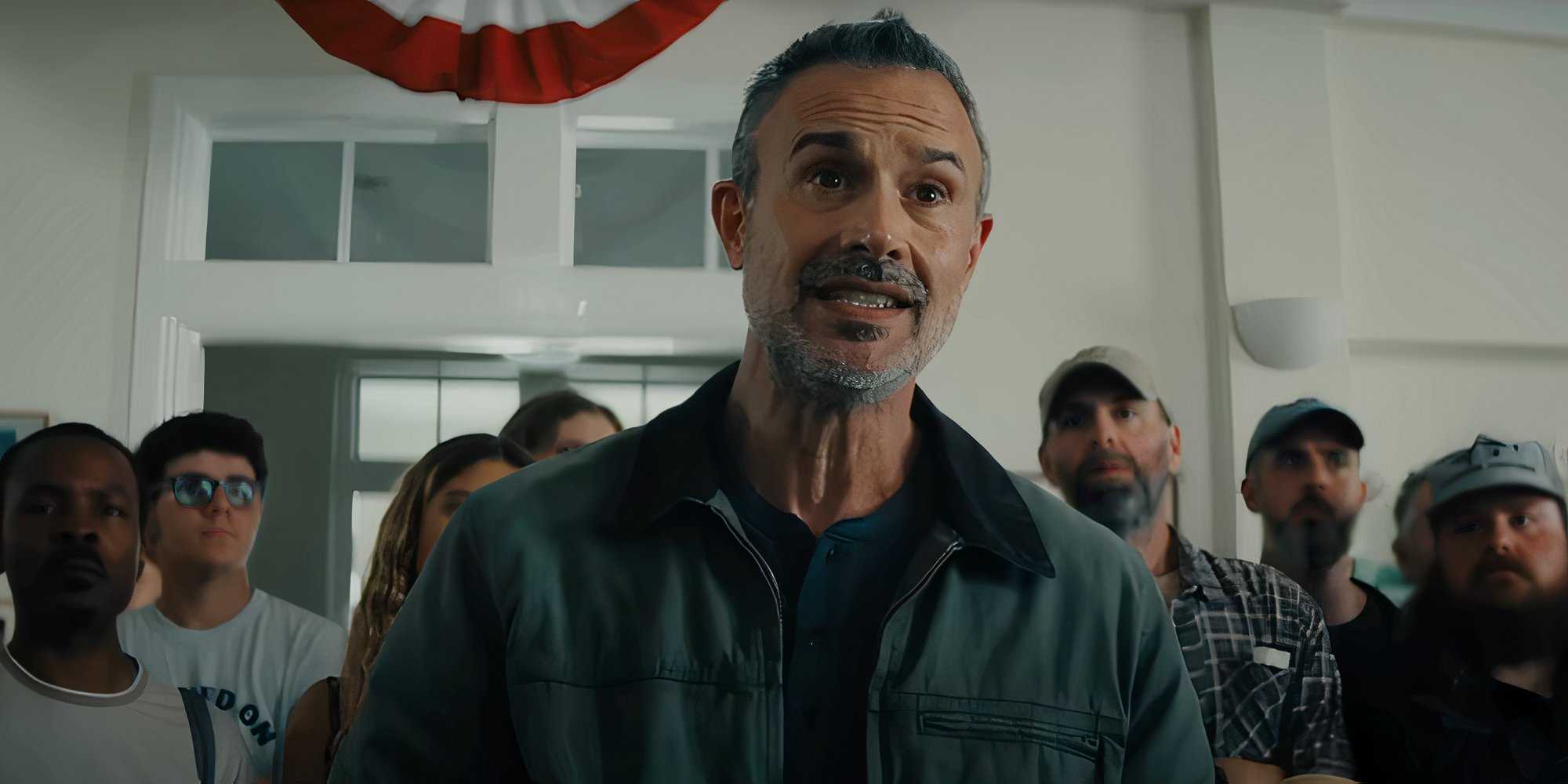 Фредди Принзе младший в роли Рэ во время собрания в I Know What You Did Last Summer 2025