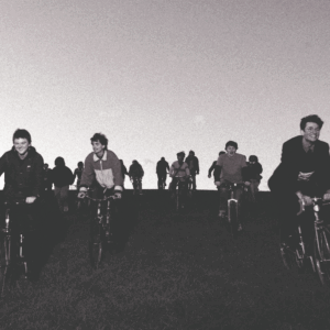 Friko анонсируют второй альбом «Something Worth Waiting For» и выпускают первый сингл «Seven Degrees»