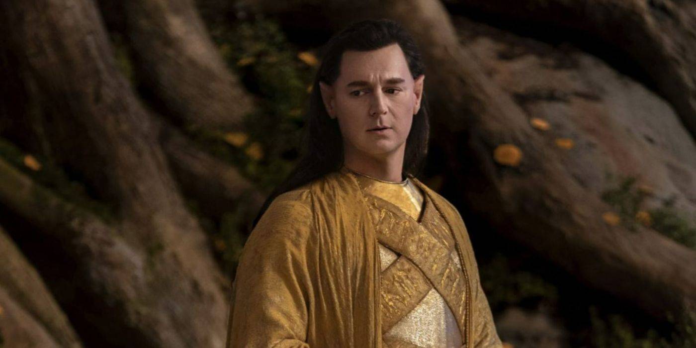 Гиль-галад в одежде и короне из *Колец власти*.