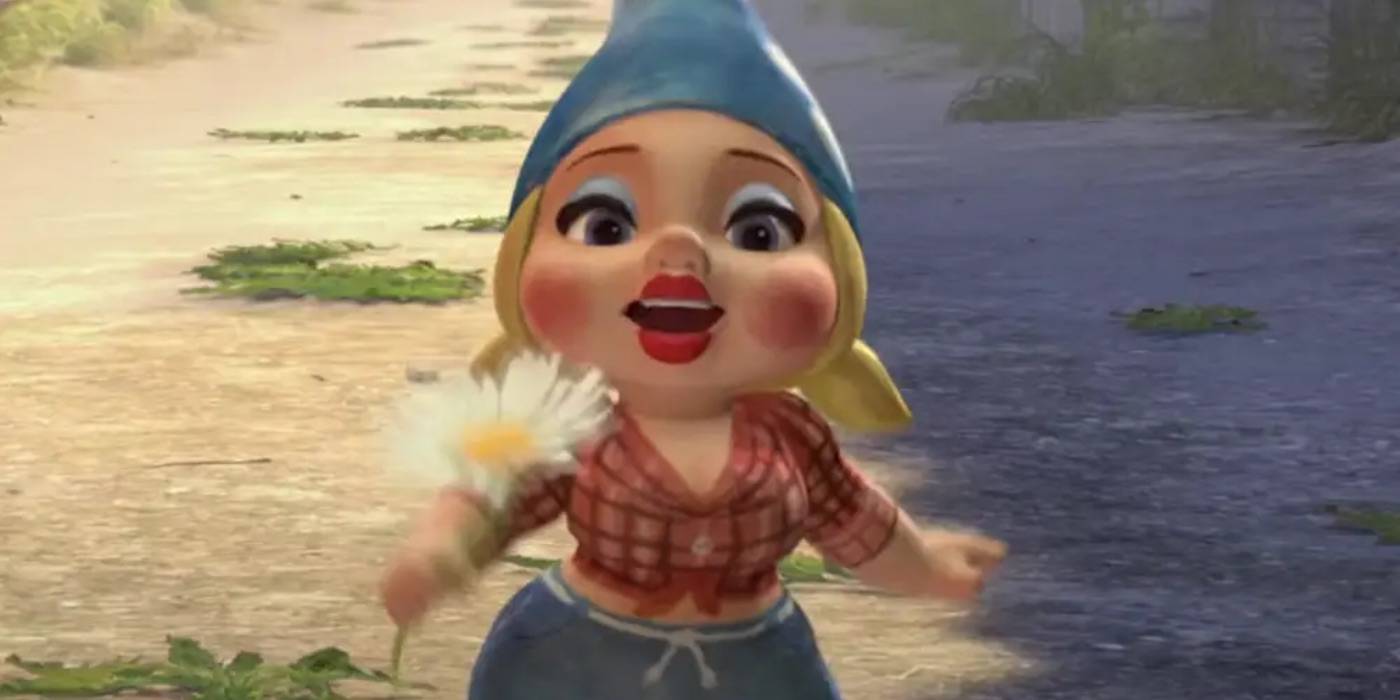 Долли Гном (озвучена Долли Партон) смотрит в Gnomeo и Juliet