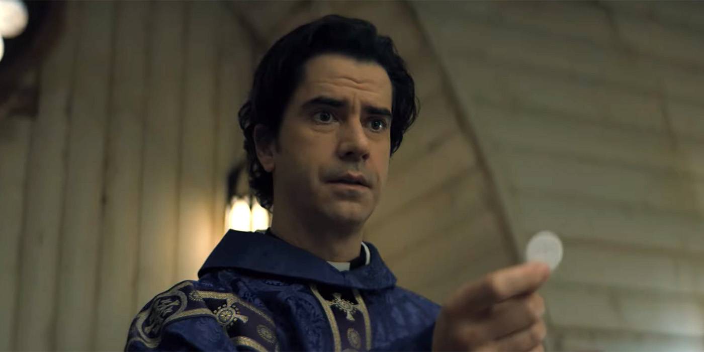 Хэм Инклэтер в "Midnight Mass"