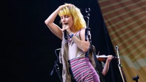 Hayley Williams представляет новый инди-гранж-проект Power Snatch с четырьмя треками