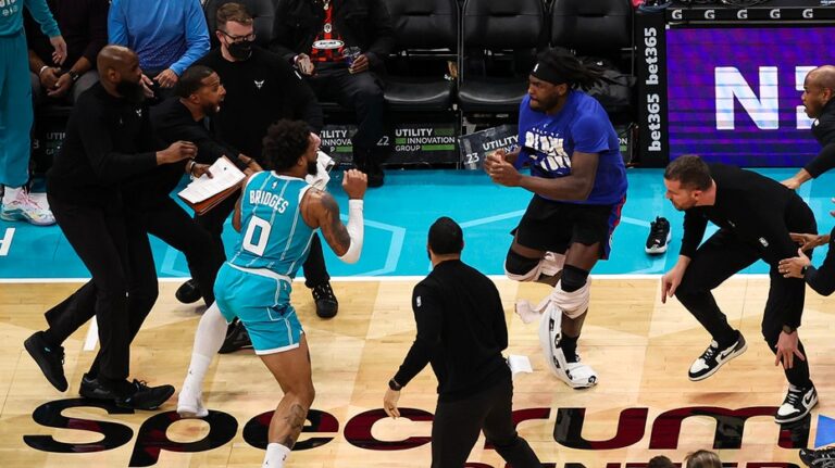 NBA назначила крупные дисциплинарные меры за массовую драку между Pistons и Hornets