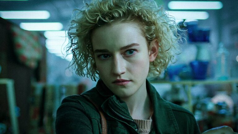 Если вам понравилась выдающаяся игра Джулии Гарнер в «Озарке», посмотрите ее высоко оцененную драму с рейтингом 96% на RT.