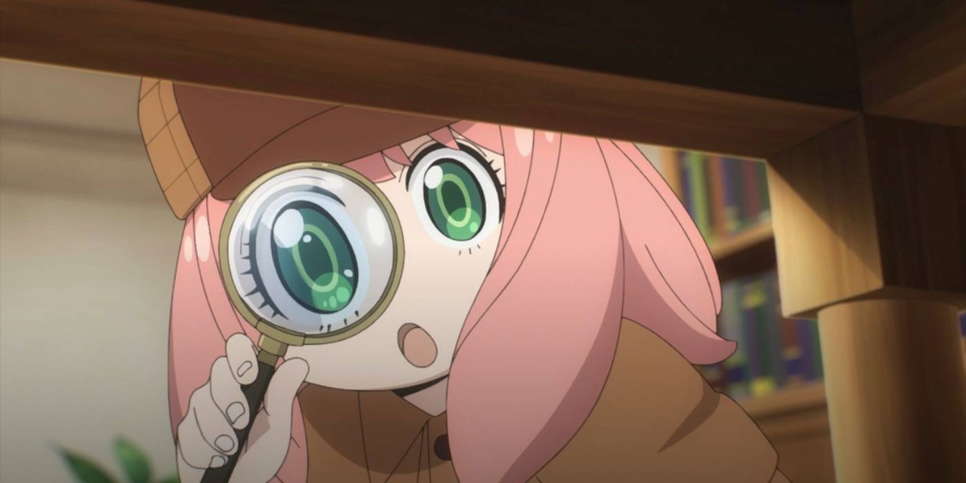 Аня Форджер держит лупу в Spy x Family