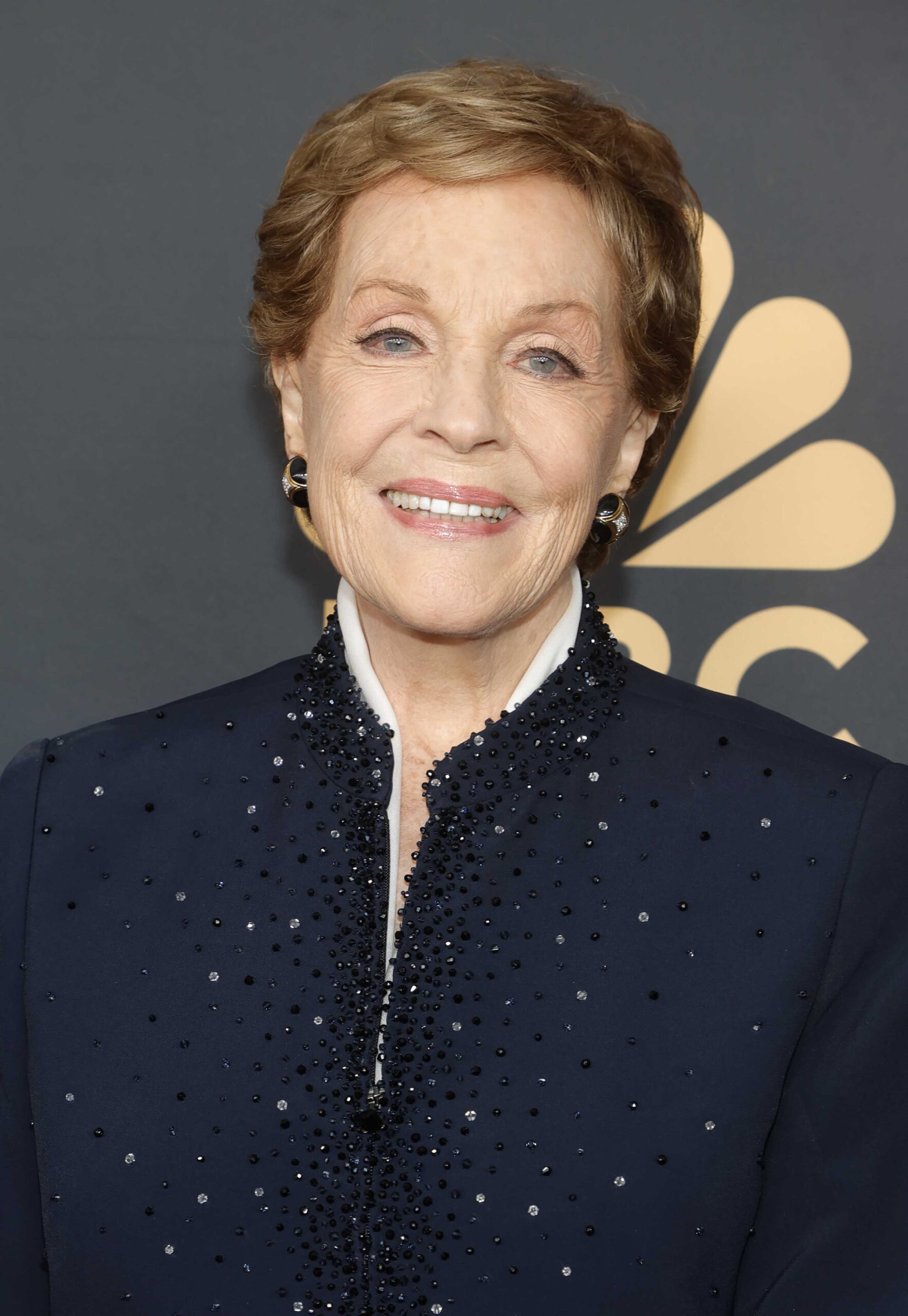 Фотография Джулии Андерс в специальном выпуске "Carol Burnett: 90 лет смеха и любви"