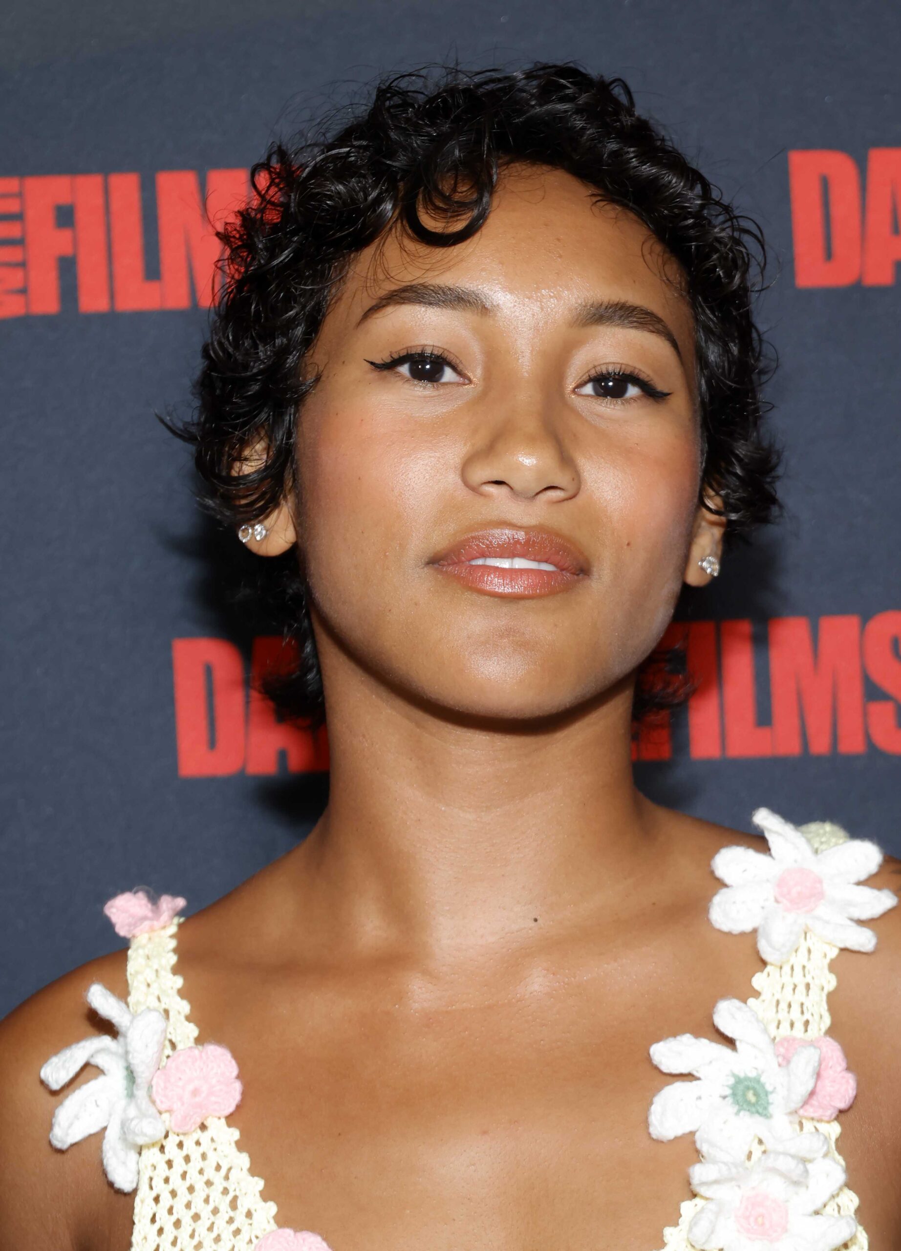 Фотография Сидни Парк в премьере фильма "You, Me, & Her"