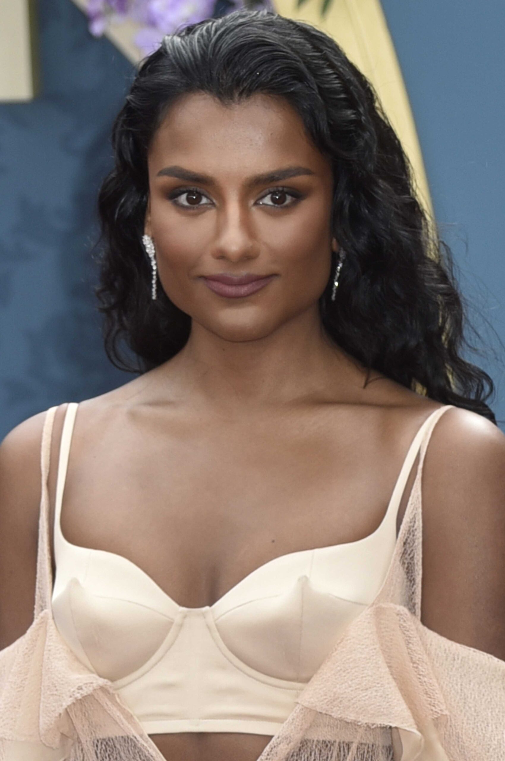 Фотография Симон Эшли на специальной премьере 3-го сезона сериала "Бриджертон" - вторая часть