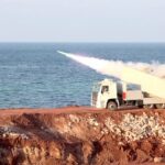 Иран провел ракетные испытания в Ормузском проливе на фоне переговоров с США