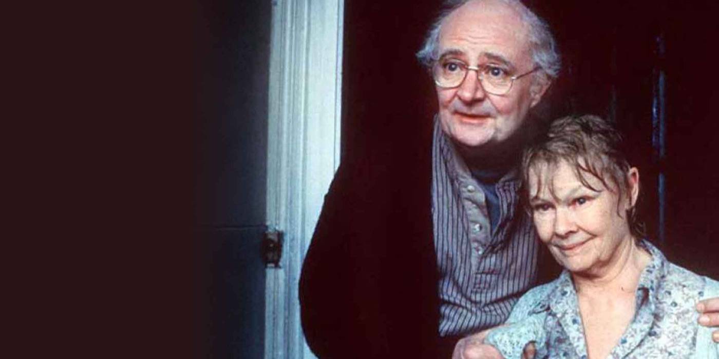 Джим Бродбент и Джуди Денч в фильме "Ирис"