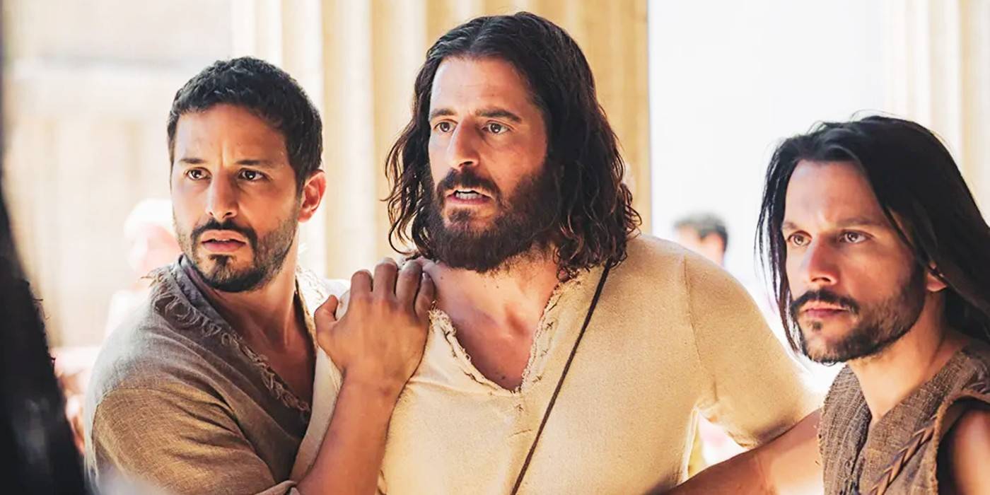 Иисус, удерживаемый друзьями в 4-м сезоне "The Chosen"