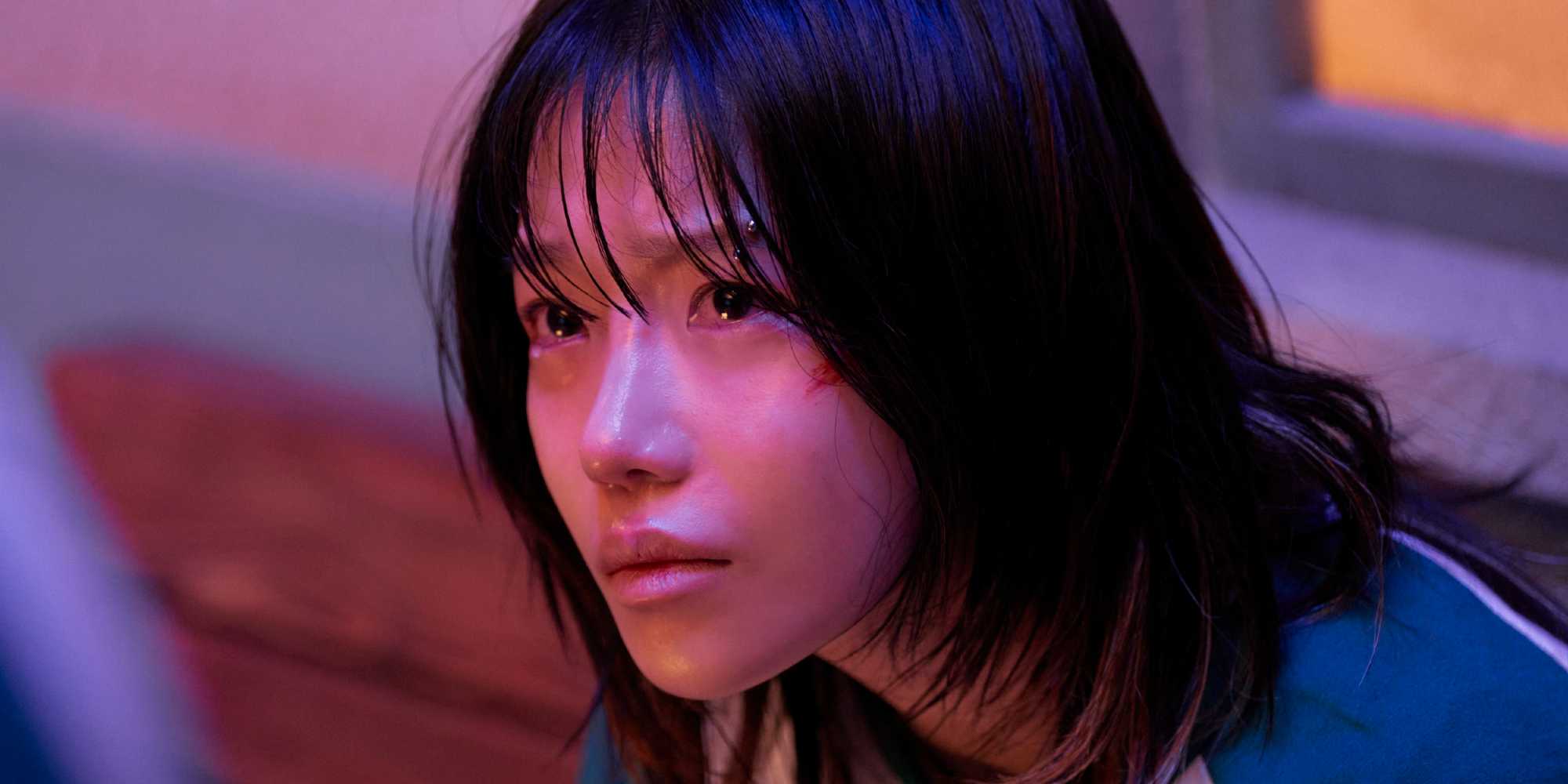 Джун-хи плачет во время игры "Подпрыгивание на скакалке" в 3 сезоне "Squid Game"