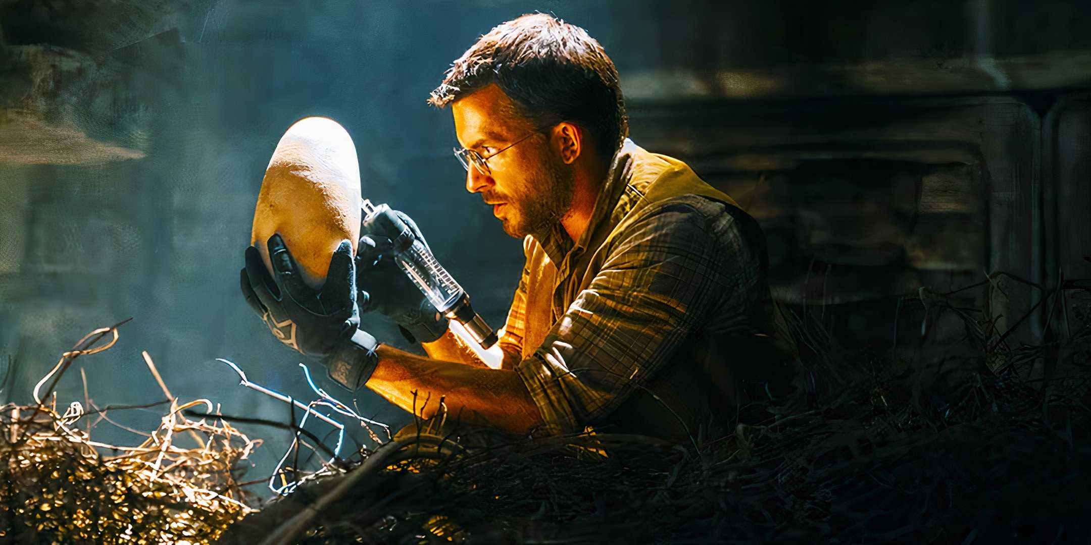 Джонатан Бейли в роли доктора Генри Лумиса, извлекающего ДНК из яйца динозавра в Jurassic World Rebirth