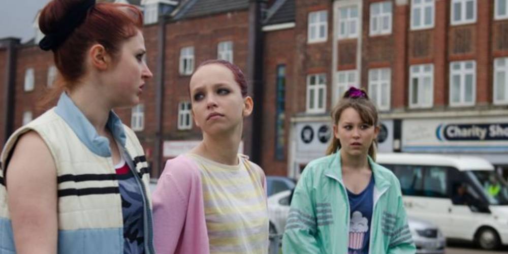 Лив Хилл играет жертву торговли людьми в "Три девочки"