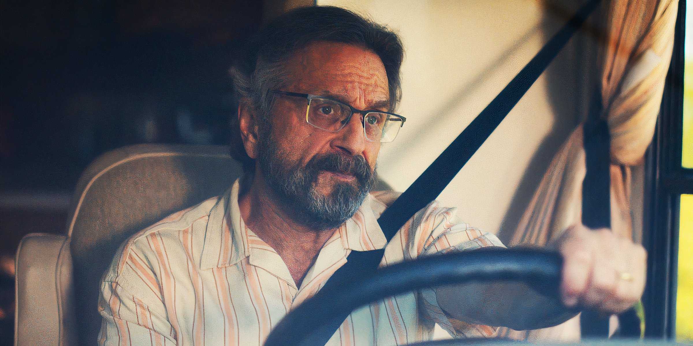 Марк Марон в роли Митса в 7-й серии "Стик"