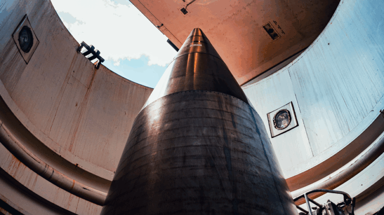 Мировые ядерные державы сняли ограничения на arsenals, что означает новые вызовы для глобальной безопасности