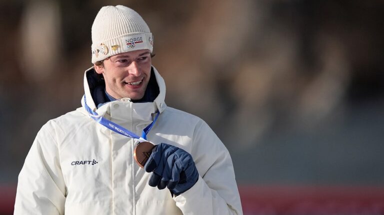 Олимпийский биатлонист признался в измене после победы на Играх, его бывшая девушка отреагировала