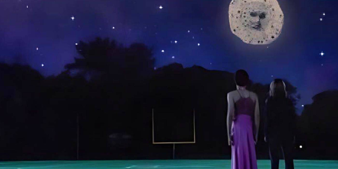 Оуэн и Мэди на поле под луной