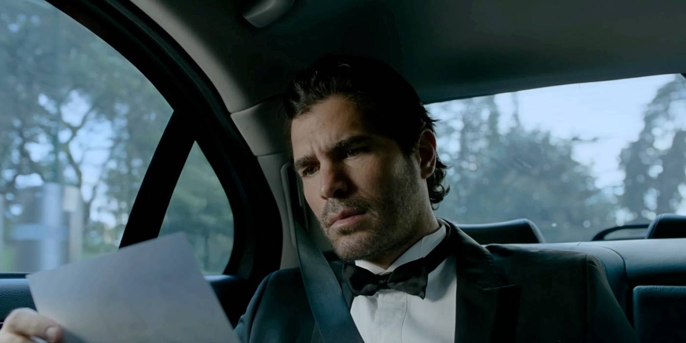 Эдуардо Верастагеи в роли Паула, читающего записку в фильме "Звук свободы".