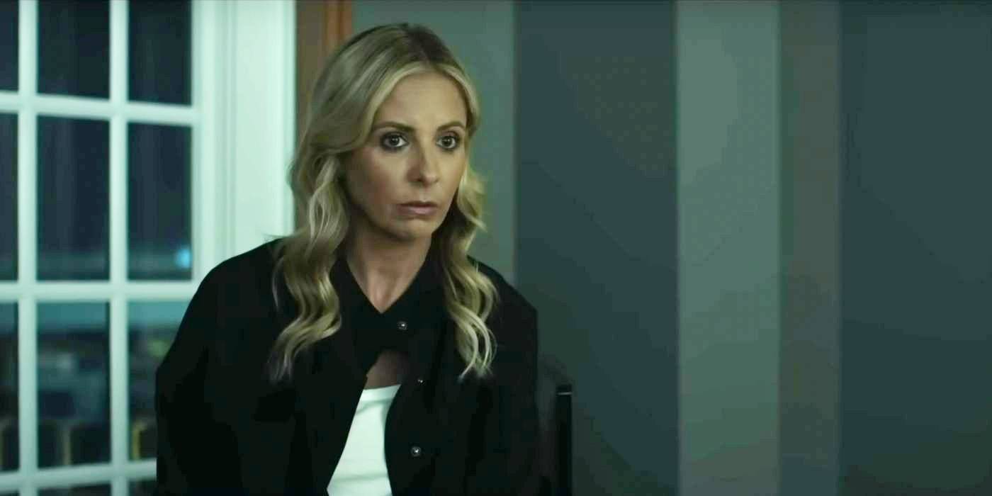 Сара Мишель Геллер в роли детектива в "Wolf Pack"