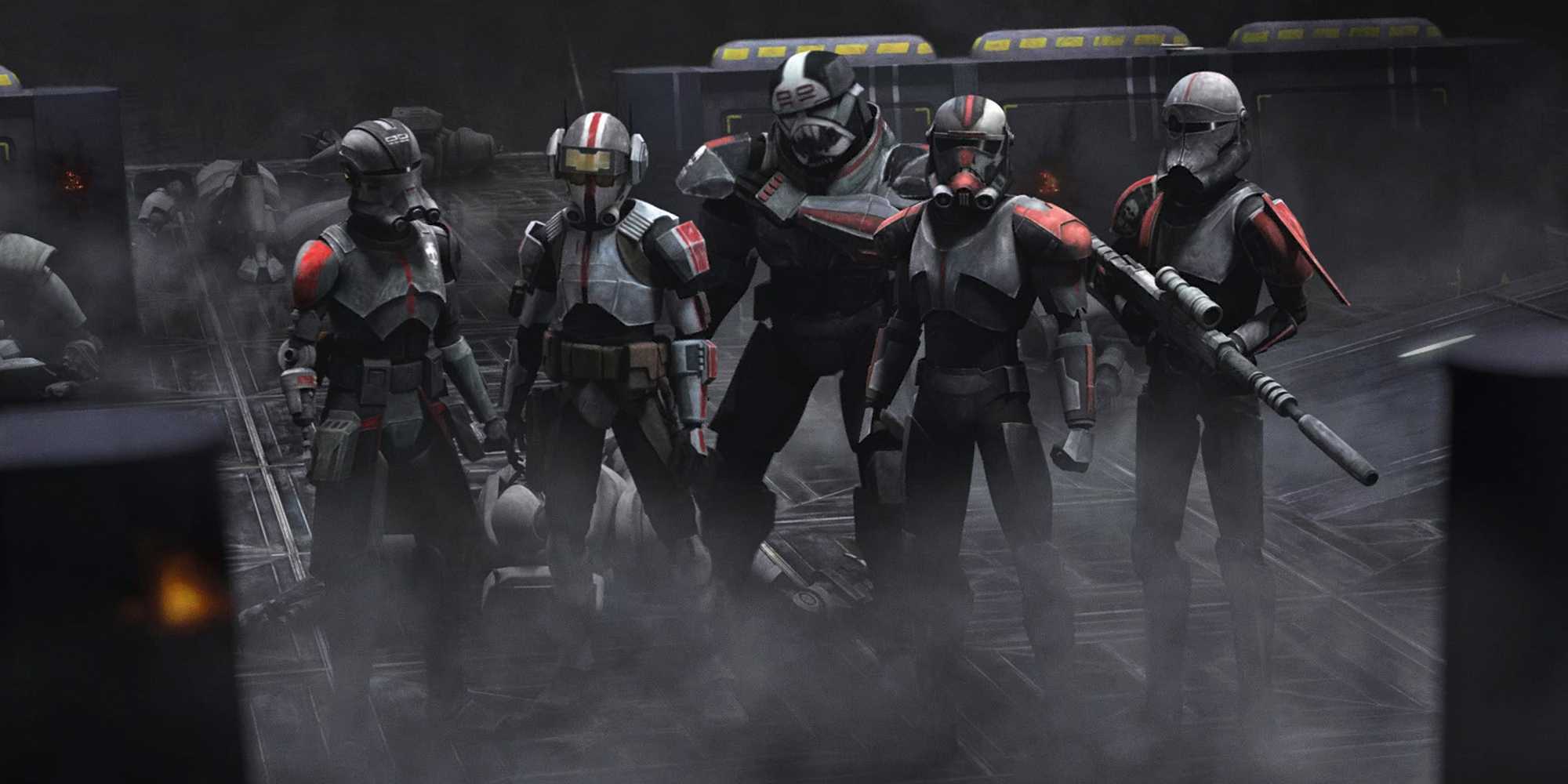 Эхо, Тех, Врекер, Хантер и Кроссер стоят вместе внутри тренировочной базы на Камино.