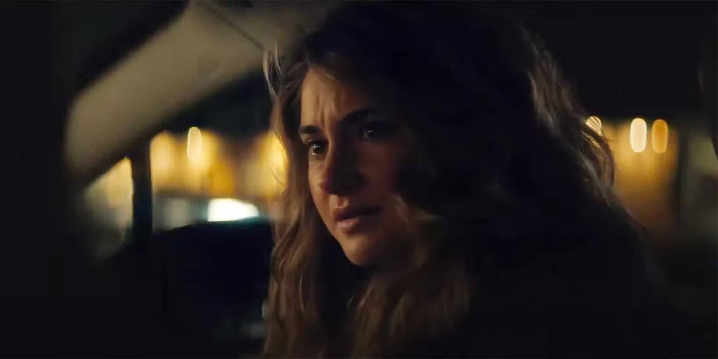 Шейлен Вудли, выглядящая расстроенной в "Трех женщинах"