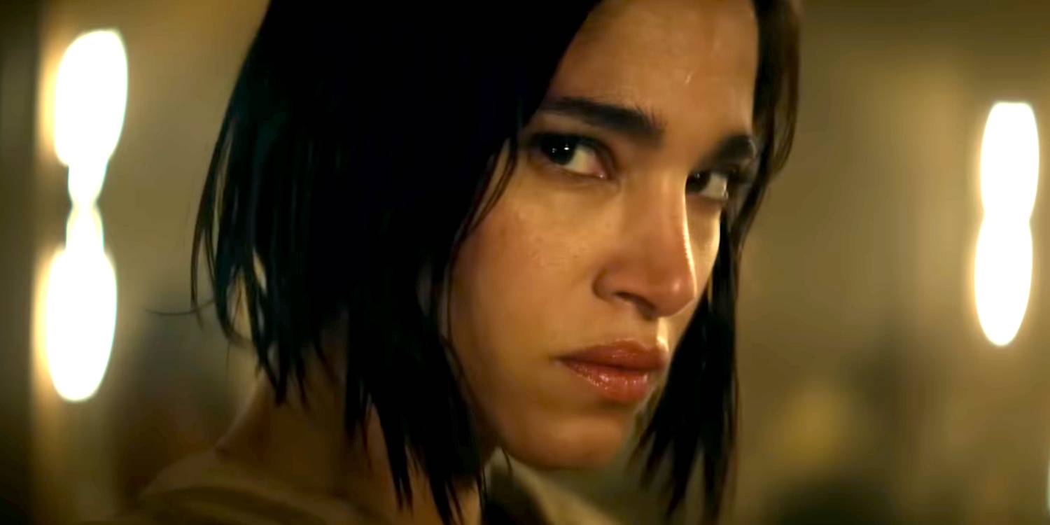 София Бутелла, злобно смотрящая в "Rebel Moon"