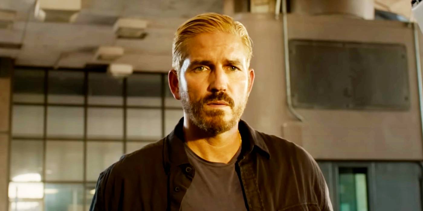 Джим Кавьец в роли Тима Балларда в фильме "Sound of Freedom".